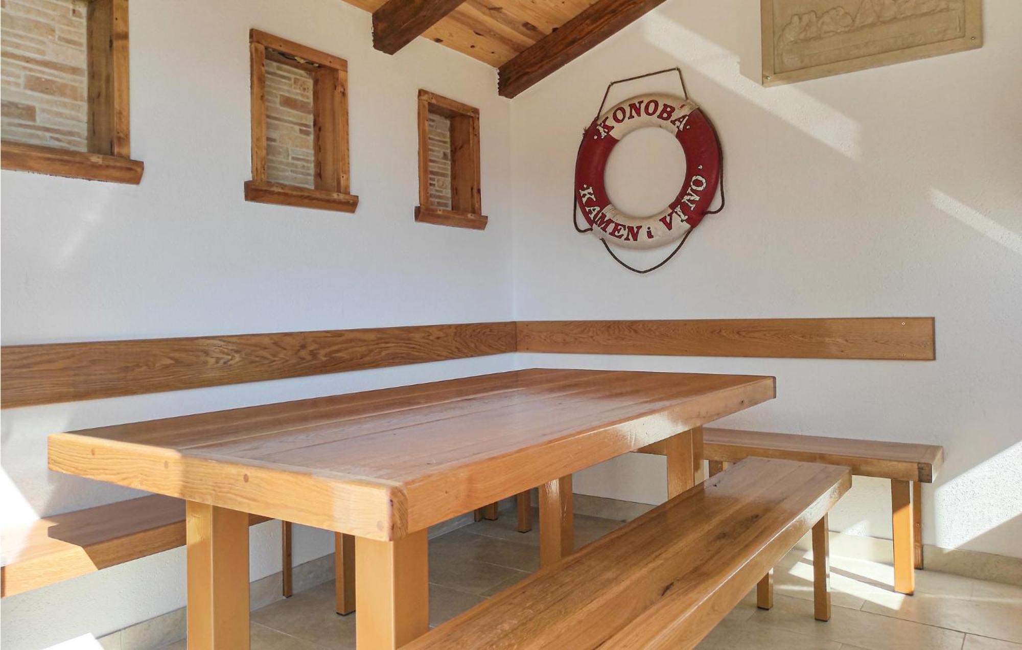 Lovely Apartment In Komarna With House Sea View Klek Exterior foto